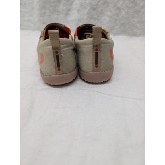 UIN youth size 6.5 Bear's Hug slip on canvas shoes light green SH10 - Picture 5 of 11